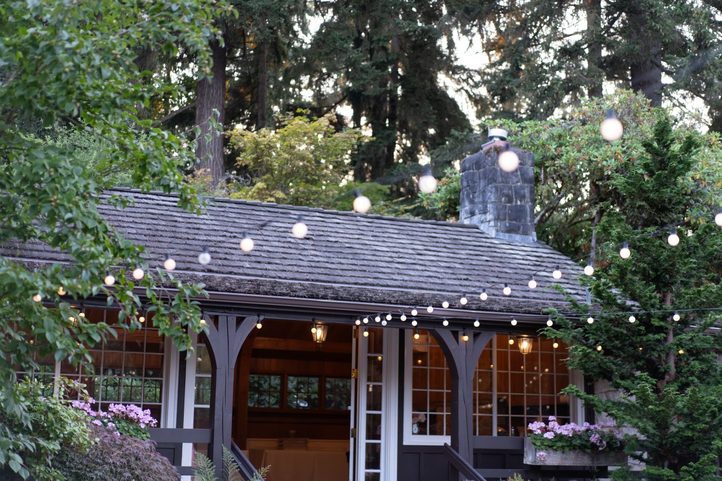 Gorgeous Outdoor Wedding Venues: 5 Essentials You Can’t Miss